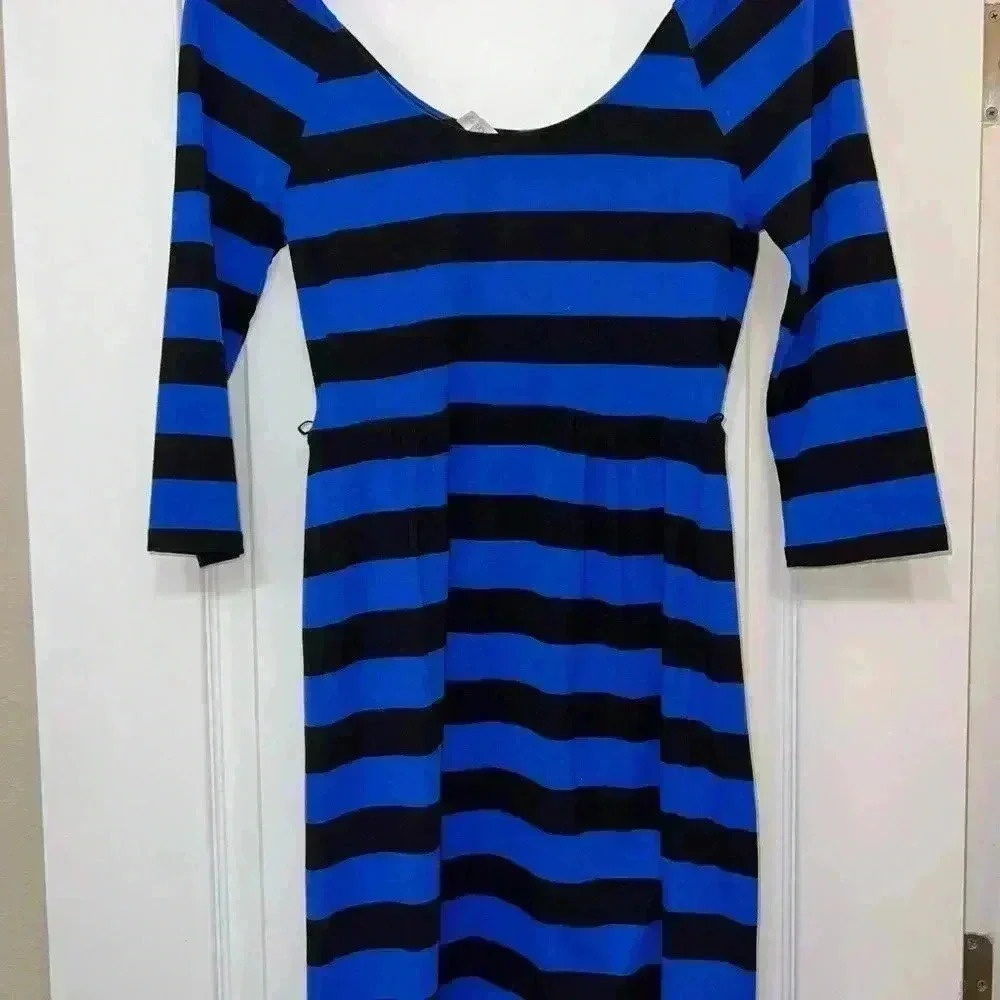 Exhilaration striped dress - Picture 3 of 3